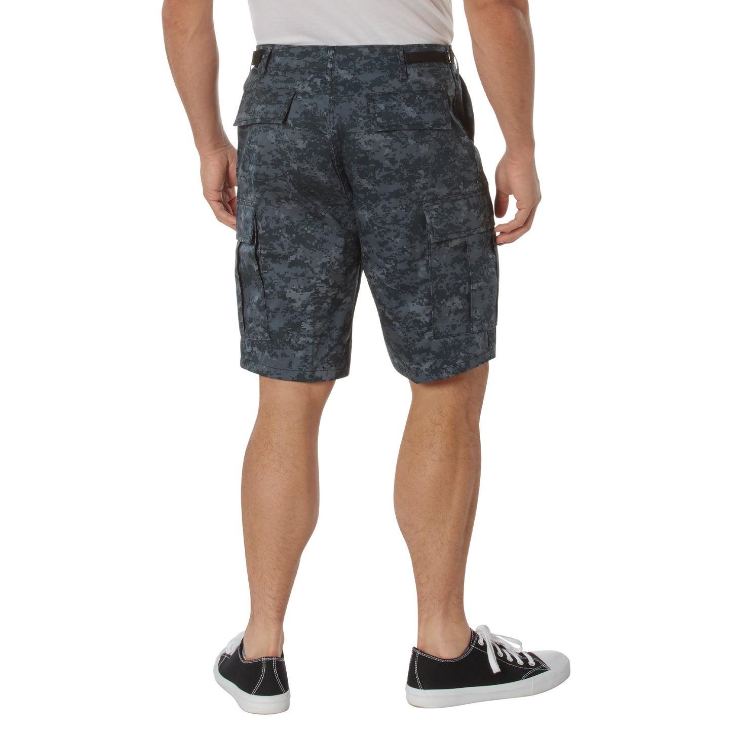 Rothco’s Tactical Camo BDU Shorts are just what you need for the trail, range, and casual style. Constructed from a cotton / polyester fabric blend, our military shorts are built for unparalleled performance, comfort, and convenience while you are on the field. www.moralepatches.com.au