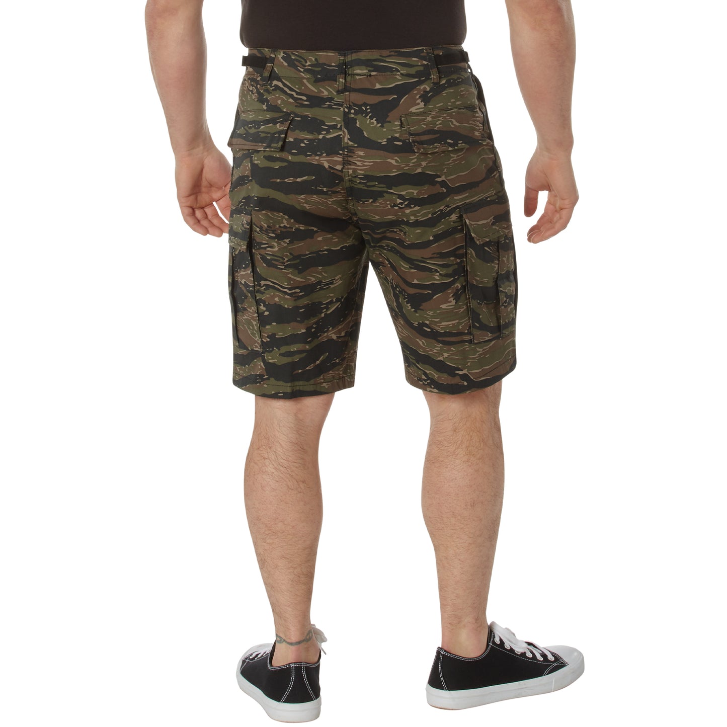 Rothco’s Tactical Camo BDU Shorts are just what you need for the trail, range, and casual style. Constructed from a cotton / polyester fabric blend, our military shorts are built for unparalleled performance, comfort, and convenience while you are on the field. www.moralepatches.com.au