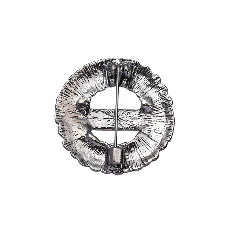 Honour the fallen with the Lest We Forget Poppy Wreath Gold Front Brooch—a striking tribute that blends timeless remembrance with contemporary style. This exquisite 28mm brooch features a multi-dimensional design with deep translucent red petals set against luxurious silver plating, creating a piece that commands attention and respect. Perfect for Anzac Day, memorial services, or everyday wear, this brooch lets you carry your tribute with pride. www.moralepatches.com.au