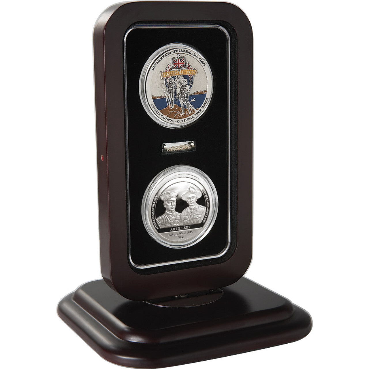 Introducing the Sands of Gallipoli 2006 release Artillery Limited Edition Medallion, a truly spectacular piece from the tactical specialists. This limited-edition medallion pays tribute to the Allied artillery at Anzac, showcasing their fortitude, courage, and resourcefulness in the face of challenging conditions. www.moralepatches.com.au