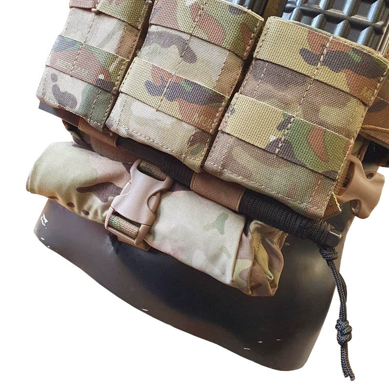 The Tactical Exploitation Dump (TED) is a light weight multi purpose dump pouch designed with tactical entry and exploitation teams in mind. Attaches to any SORD platform with a velcro sandwich closure on the bottom edge. The dump can be rolled up and stowed with a single 25mm side release buckle, easily deployed with a single action. www.moralepatches.com.au