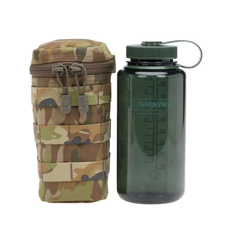 The Tactical 1 Litre Flask Pouch can accommodate the most 1 Litre flask or the Nalgene one litre wide mouth water bottle. The horizontal wrap around zip opening allows the user to easily access and stow their water bottle. www.moralepatches.com.au