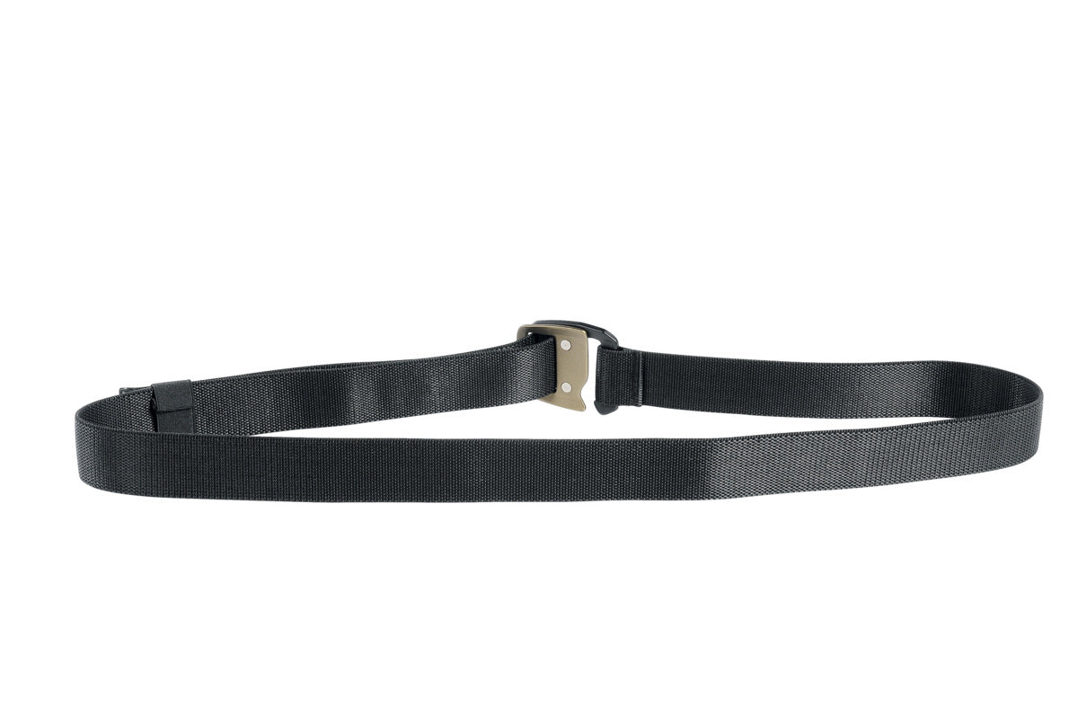 Due to the revised width, this EDC belt is ideal in combination with IWB holsters, lanyards and belt loops. The TT Stretch Belt 32mm scores further points with elastic Spandex Webbing and with a powerful hook buckle from resistant aluminum. www.moralepatches.com.au