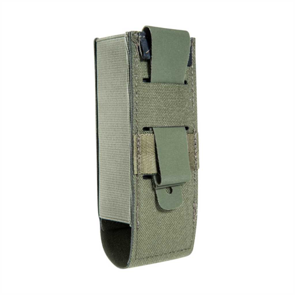 The TT TQ Pouch Basic design ensures rapid access to the tourniquet, which can be crucial in emergency situations. The elasticity of the side panels facilitates the removal of contents under time pressure. www.moralepatches.com.au