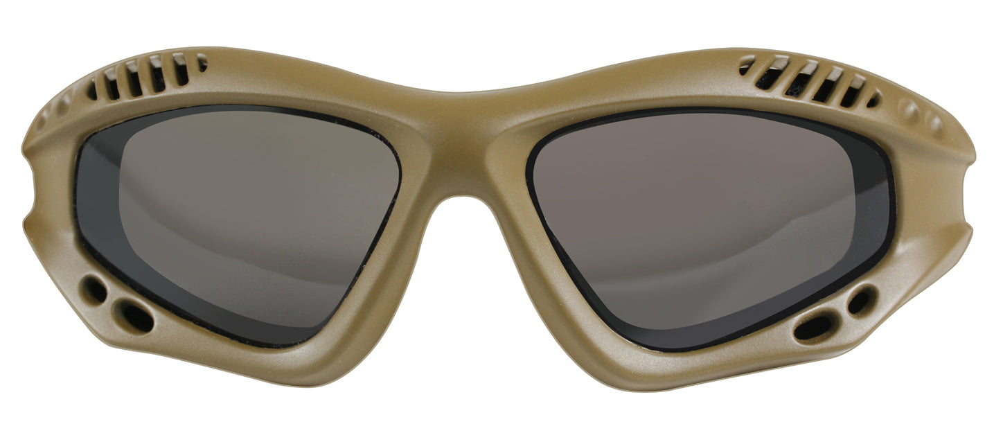 Lightweight and durable Rothco's Ventec Tactical Goggles feature a resilient shatterproof polycarbonate lens with an anti-scratch coating.