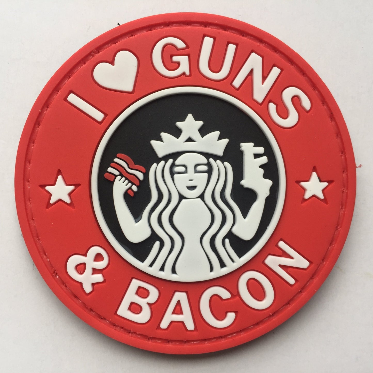 I Love Guns and Bacon PVC Patch, Velcro backed Badge. Great for attaching to your field gear, jackets, shirts, pants, jeans, hats or even create your own patch board. Size: 6cm