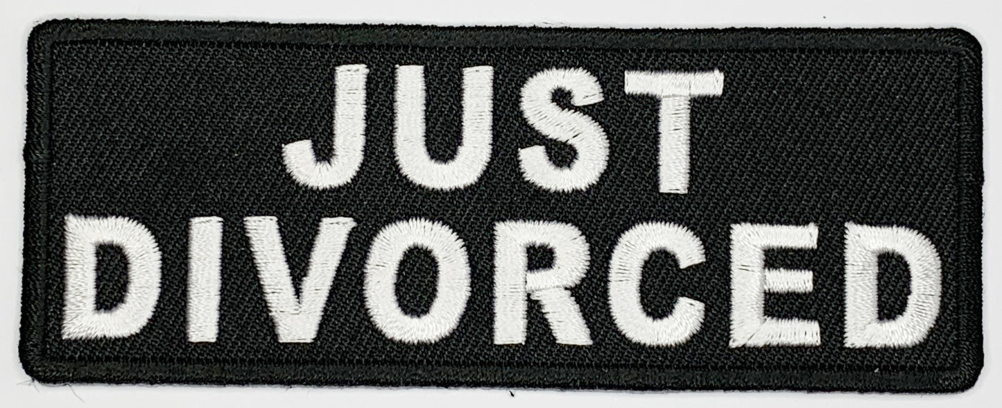 Just divorced Iron On Patch. Great for attaching to your jackets, shirts, pants, jeans, hats. Size: 10.4X4cm