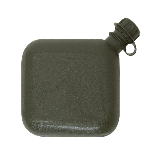 Rothco's Bladder Canteen is a reliable hydration solution for outdoor enthusiasts. With a generous 2-quart capacity, this active-duty-style canteen ensures you stay hydrated during your adventures. Its collapsible design allows for easy storage in bags and packs, making it convenient to carry wherever you go. www.moralepatches.com.au