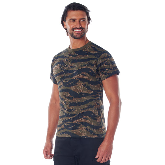 Inspired by field-proven military camouflage patterns and colors, our Camo T-Shirts are an absolute must-have! Stay comfortable whether you’re out playing a few rounds of airsoft, jogging on a morning run, or camping on the weekend. www.moralepatches.com.au