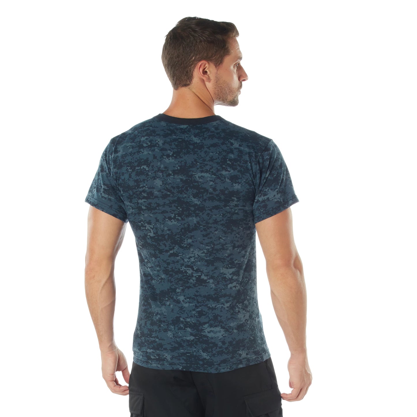 Inspired by field-proven military camouflage patterns and colors, our Digital Camo T-Shirts are an absolute must-have! Stay comfortable whether you’re out playing a few rounds of airsoft, jogging on a morning run, or camping on the weekend. www.moralepatches.com.au