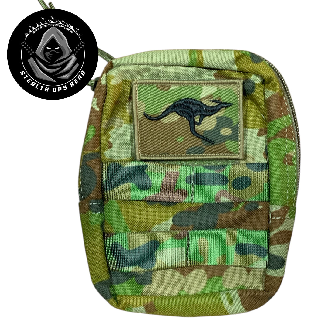 Great pouch for all your navigation gear!
AMCU Admin Pouch Stealth Ops Gear is an essential accessory for anyone needing quick access to small items without sacrificing space or comfort. Its compact dimensions of 16x11.5x5cm make it easy to attach to your belt, vest, or backpack without adding unnecessary bulk. www.moralepatches.com.au