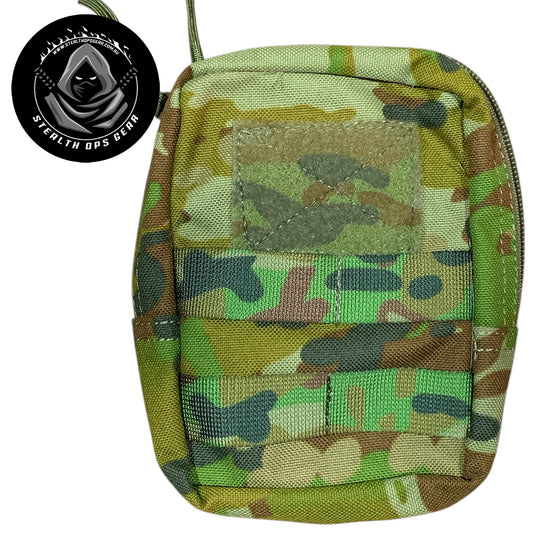 Great pouch for all your navigation gear!
AMCU Admin Pouch Stealth Ops Gear is an essential accessory for anyone needing quick access to small items without sacrificing space or comfort. Its compact dimensions of 16x11.5x5cm make it easy to attach to your belt, vest, or backpack without adding unnecessary bulk. www.moralepatches.com.au