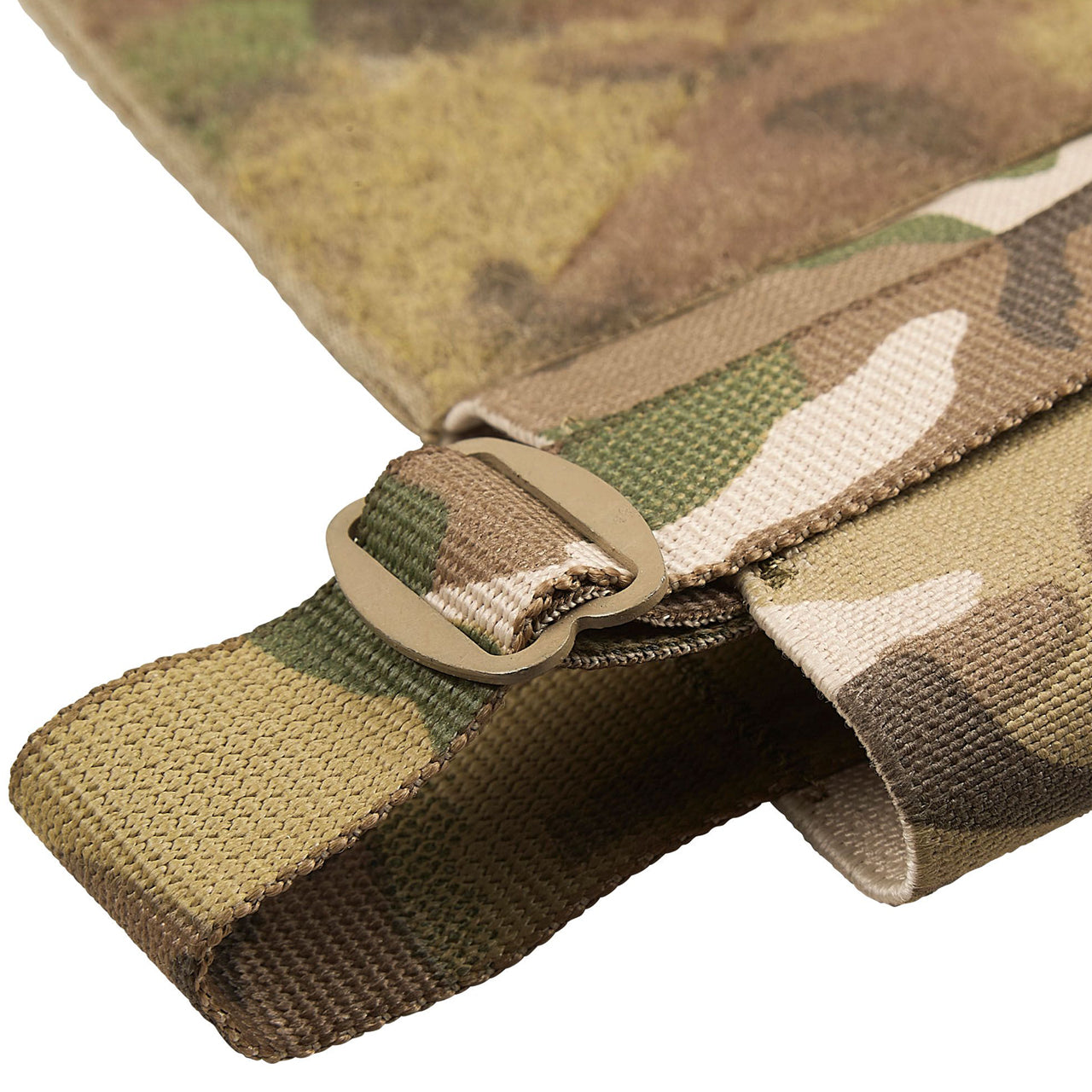 The ASAD Elastic Side Wings are designed to attach to the front or back Velcro area of your plate carrier under your cummerbund to boost carrying capacity without adding weight, they will accept various radios, up to two M4 magazines, a smoke grenade, medical items or similar sized objects. www.moralepatches.com.au buckle view