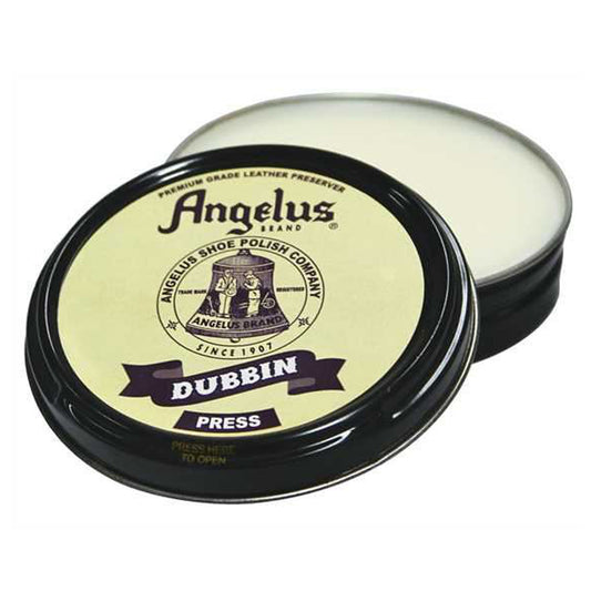 Angelus Dubbin Neutral is crafted to protect and maintain leather’s integrity. It softens and waterproofs leather, delivering a matte finish that won’t dry out. This treatment conditions the leather, helping to keep it supple and preventing cracks for lasting durability. www.moralepatches.com.au