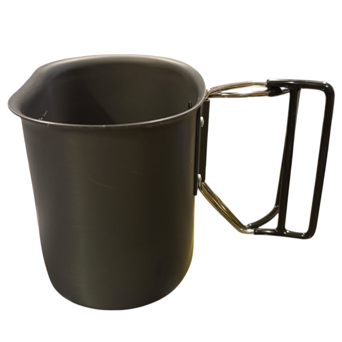 Built tough for field operations, this authentic Australian Army Cadet canteen cup delivers reliable hydration wherever your adventures lead. The 650ml capacity strikes the perfect balance between portability and practicality, while the anodised aluminium construction resists corrosion and handles rigorous use without compromise. www.moralepatches.com.au