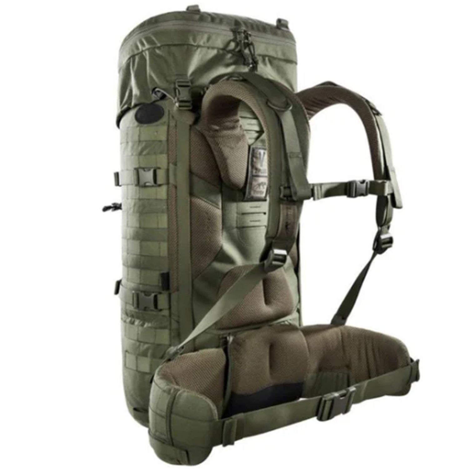 The TT Base Pack offers a volume of 52 litres and is expandable to 65 litres. It has a height-adjustable and removable lid. When used without the lid, the backpack is closed with the rolled snow guard. On the front and sides is MOLLE. The hip belt can be removed and used separately as a Warrior Belt. www.moralepatches.com.au