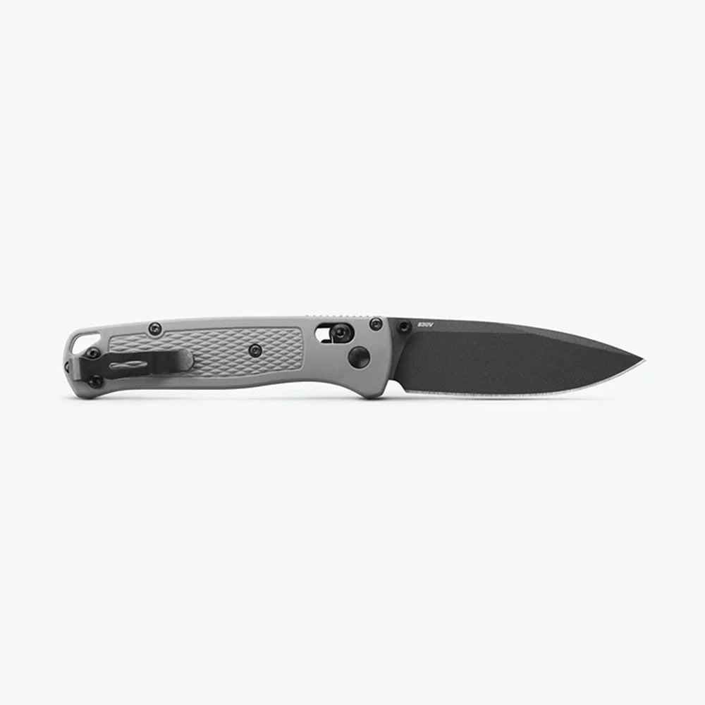 Originally designed and built for outdoor adventurers who demand durability in a light, ergonomic, barely-there package, it’s also exactly what you’d want for the daily grind. It comes in a CPM-S30V drop-point blade to make maintenance a breeze. &nbsp;The Storm Gray Grivory® handle and gray Cerakote® blade evoke the dark clouds of the tempest. www.moralepatches.com.au