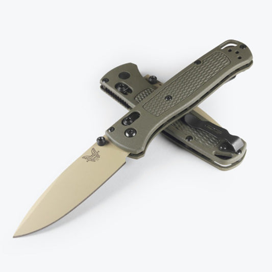 Whether you're drawn to the chassis or paint job mods, or the way a 4WD seems to climb up mountains rather than roll, but there’s just something about a custom overland vehicle that connects you with an adventure - much like our outdoors adventurists’ fave: the Bugout®. www.moralepatches.com.au