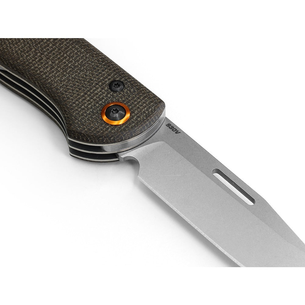 With two blades and a bottle opener, the 317 Weekender has everything you need for basic camp chores, from whittling to opening a cold one by the fire. Small enough that it won’t be considered a weapon in an urban environment while boasting enough features that you’ll always be prepared at the campsite. www.moralepatches.com.au