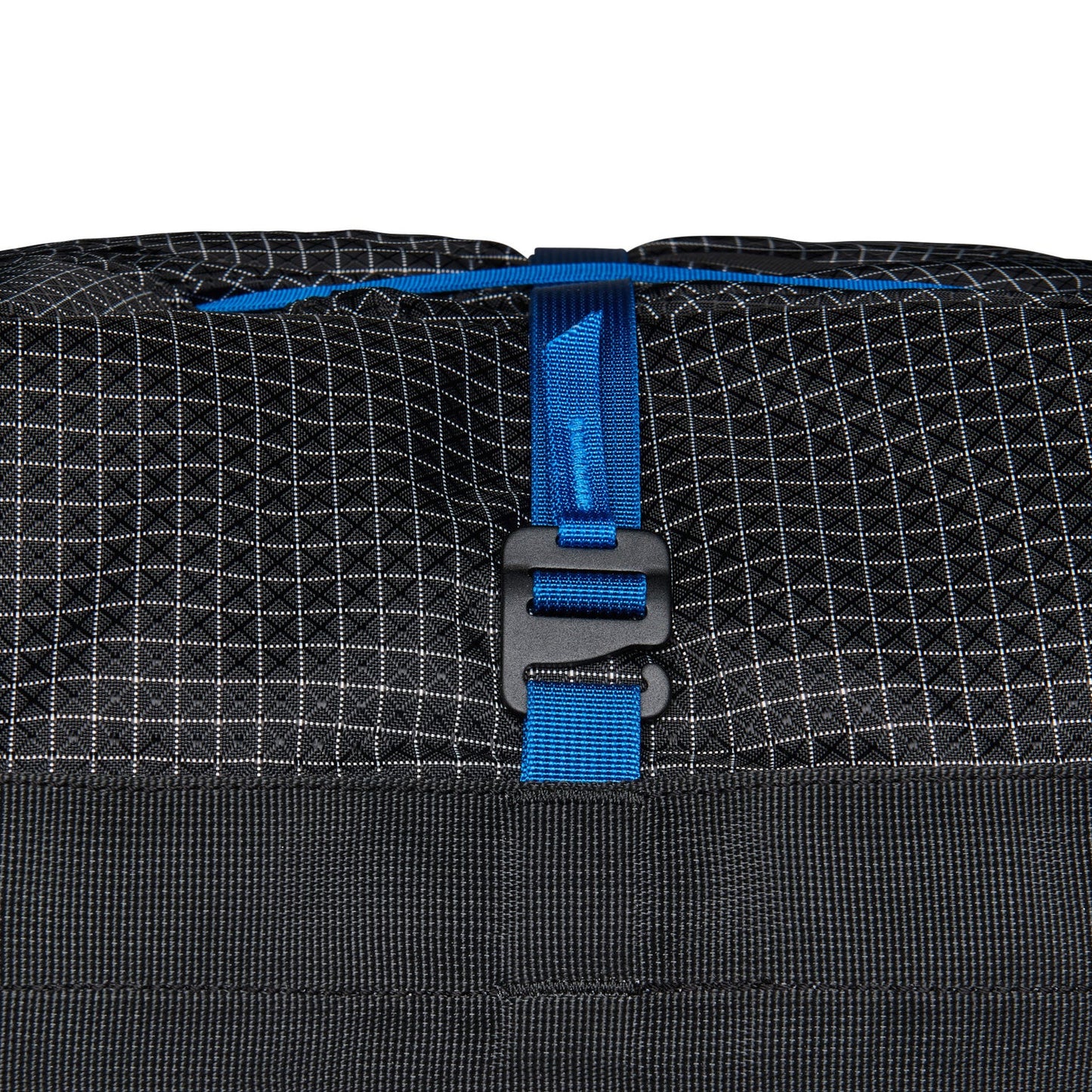 The smallest in the lineup, the Wall Hauler 40 is made using extremely durable TPU-coated body fabrics that can withstand the abuse of big wall climbing. The updated carry system is ergonomically designed with S-shaped shoulder straps. www.moralepatches.com.au