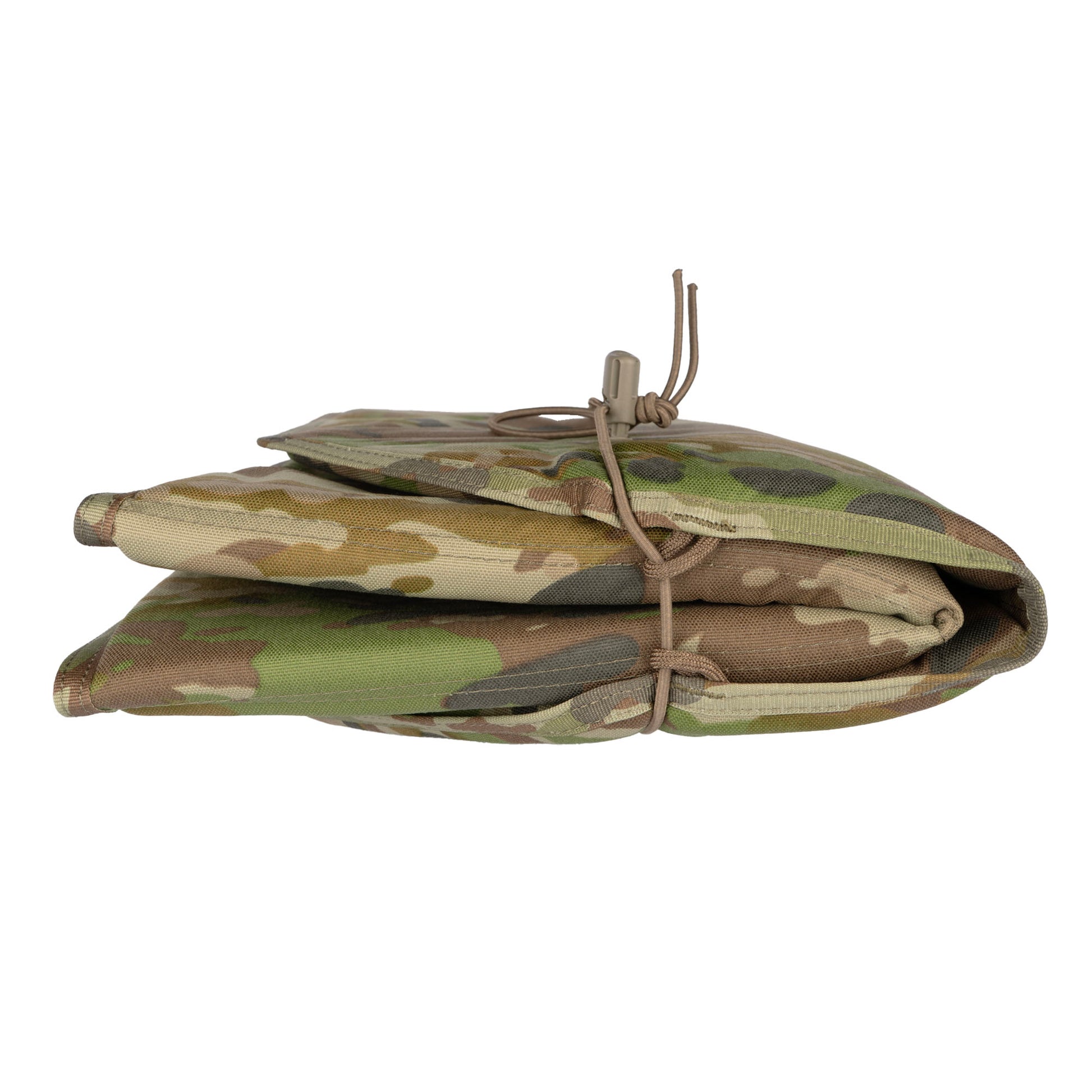 With six internal ground insulating foam panels, the Gonk Mat is a 3/4 length reversible sleeping mat that is designed to be a simplistic alternative to bulkier self inflating variants. It can be folded and placed in an ALICE frame or rolled up and strapped to your pack with ease. Some have even been seen stitching the mat to the bottom of their packs for a quick "roll up, strap and go" setup. www.moralepatches.com.au