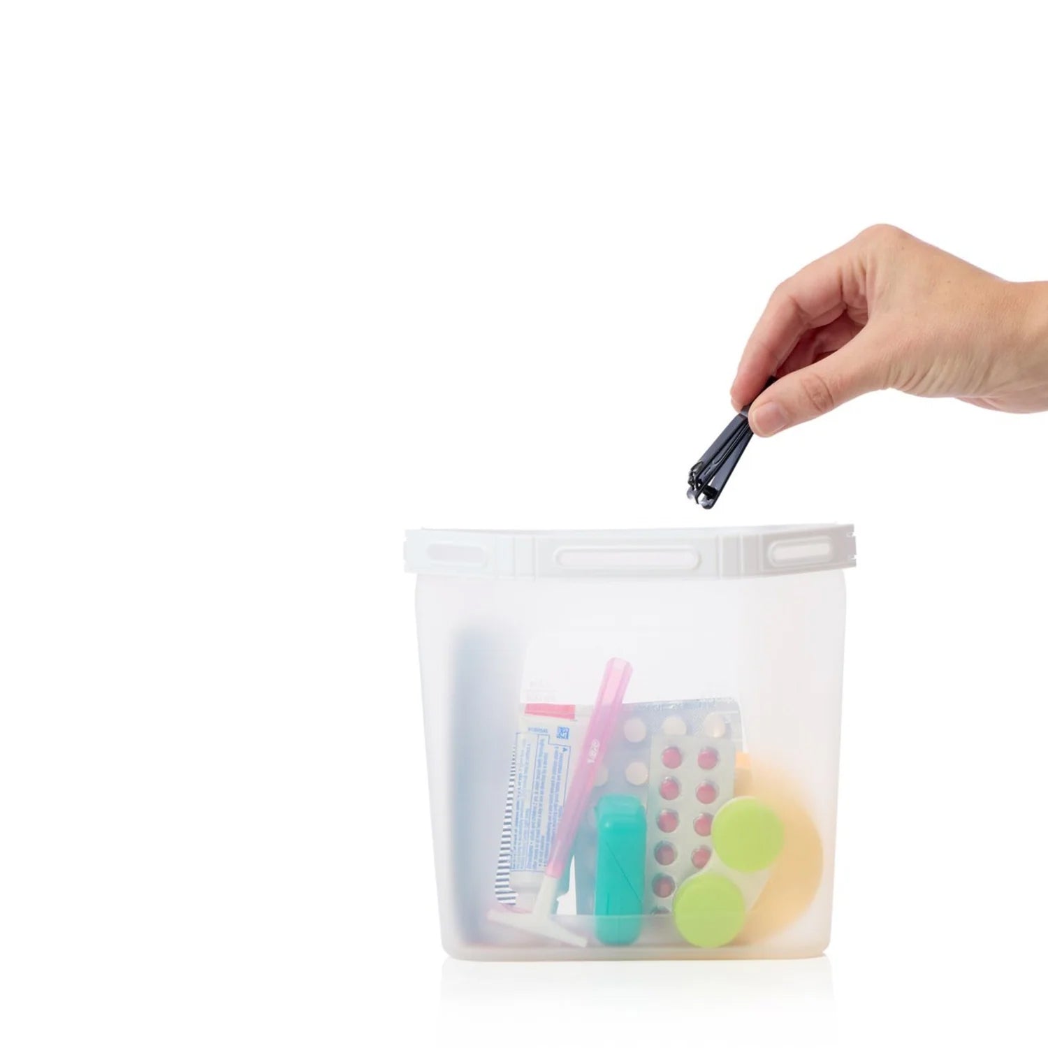 GoPouch is easier to use than zip-top bags, since the pouch stands upright and the rigid frame stays open, enabling easy-access snacking and mess-free filling. And, the pouch itself is made from the same food-grade silicone as our tried and tested GoToob+ bottles, so you can be confident that GoPouch is BPA, PC, and phthalate free. As with every humangear product, it’s also backed by our lifetime warranty www.moralepatches.com.au