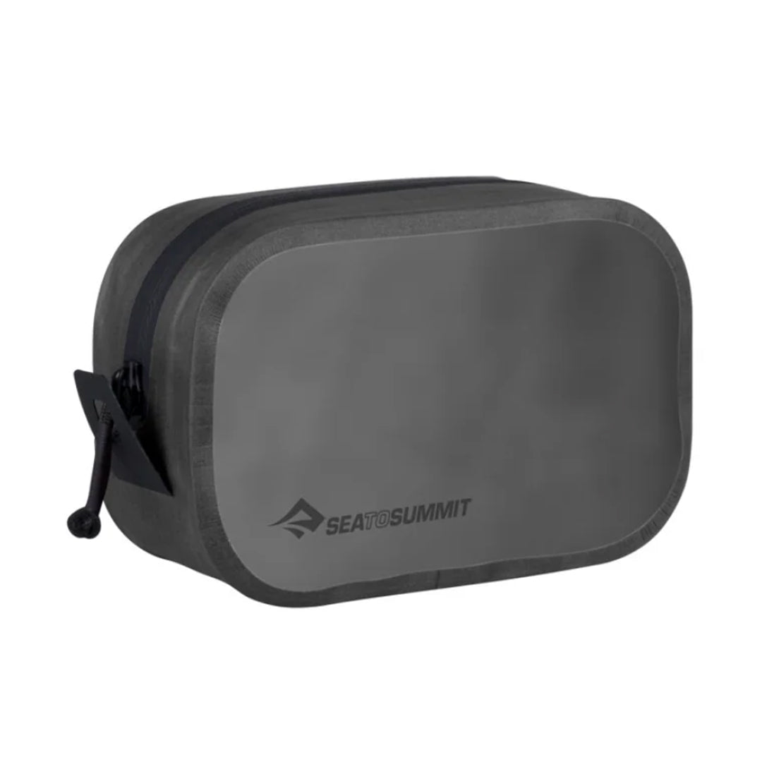 These lightweight and field-ready Hydraulic Packing Cubes are water-resistant and keep your gear dust-free, organised and protected in transit and on off-road adventures. www.moralepatches.com.au