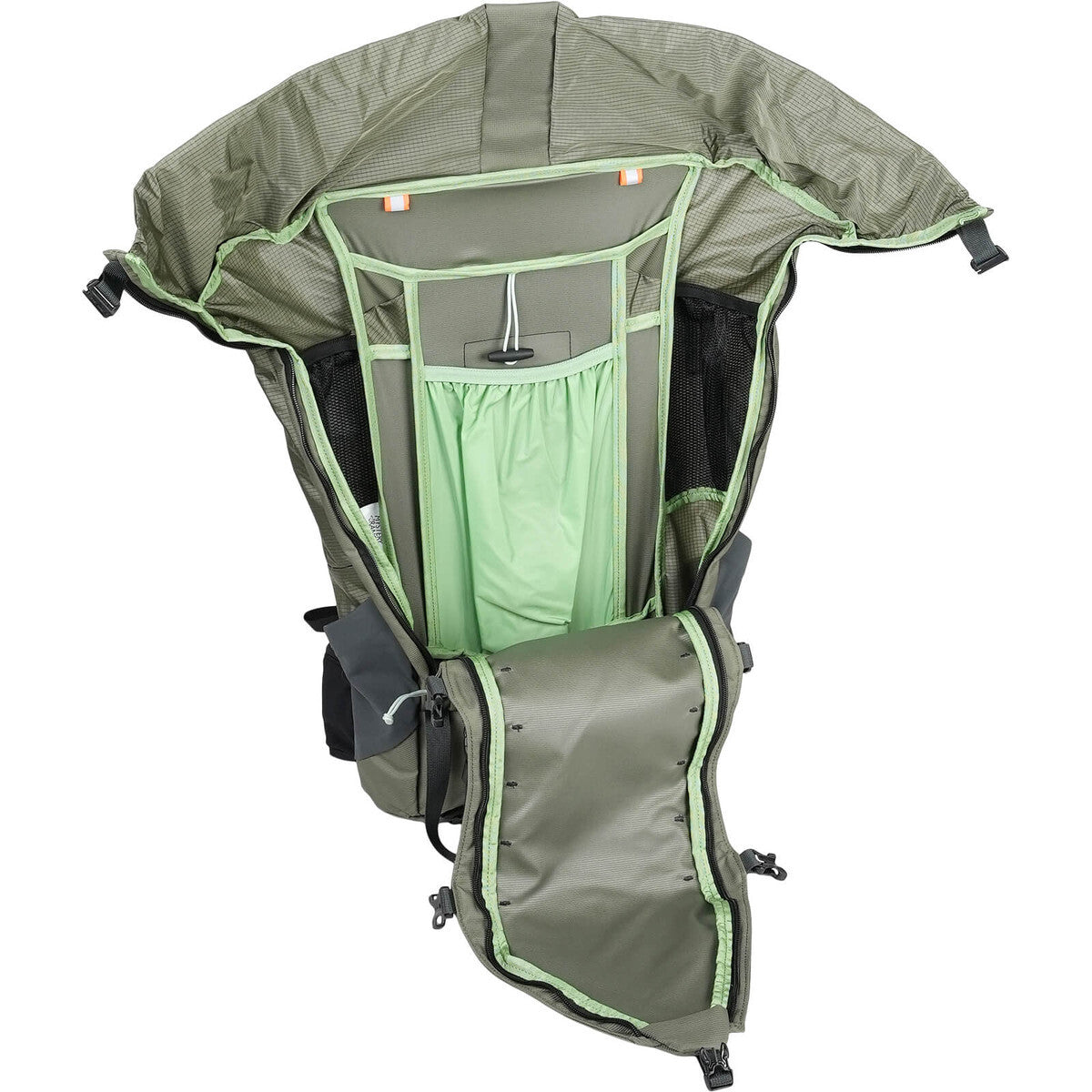 Built for grueling in-and-outs or minimalist overnighters, the BRIDGER 35 has an answer for every challenge your weekend mission throws your way. This hiking pack’s ample storage pockets let you keep essential accessories like sunscreen, snacks, and cameras close at hand, and a double-zipper design makes for an effortless transition when it’s time to take a lunch break or set up camp. www.moralepatches.com.au