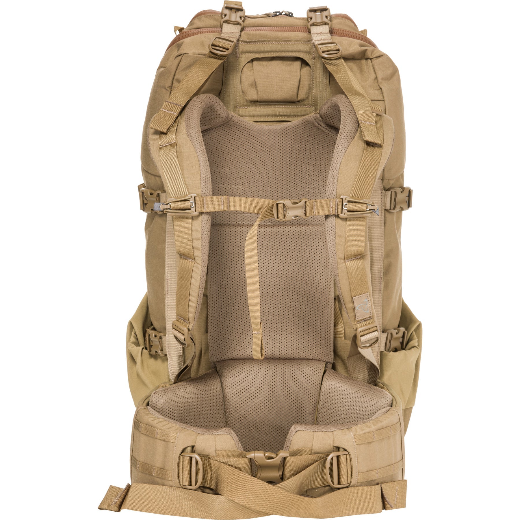  It’s roomy enough for a fast and light overnighter as well as being perfectly suited for dawn ‘til dusk hunts where coming out by headlamp is the norm. www.moralepatches.com.au
