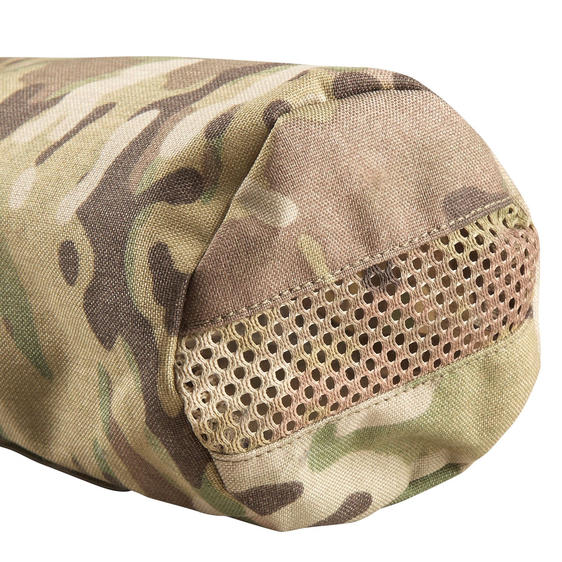The Nalgene Bottle Pouch is designed to hold a 32oz wide or narrow mouth Nalgene 1L bottle, a 1L flask. It features a bungee drawcord to secure the water bottle. www.moralepatches.com.au