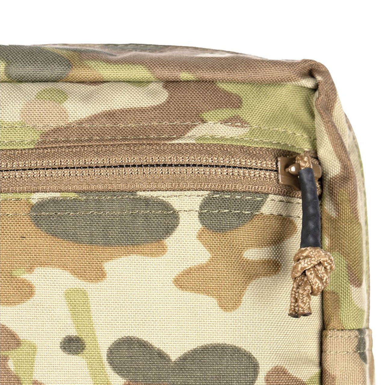 The Platatac Field Pack Admin Pouch has been specifically designed to fit the PALS area at the front of the Issue AMCU Alice pack. Now, we can’t take the credit for this beast, but Tuesday Night Violence (on Instagram) can! www.moralepatches.com.au