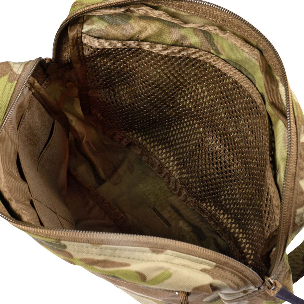 The Platatac Field Pack Admin Pouch has been specifically designed to fit the PALS area at the front of the Issue AMCU Alice pack. Now, we can’t take the credit for this beast, but Tuesday Night Violence (on Instagram) can! www.moralepatches.com.au