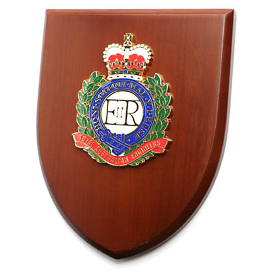 An Exceptional Royal Australian Engineers (RAE) Plaque is now available for order. This exquisite plaque showcases a stunning 100mm full colour enamel crest, elegantly placed on a 200x160mm timber finish shield. www.moralepatches.com.au
