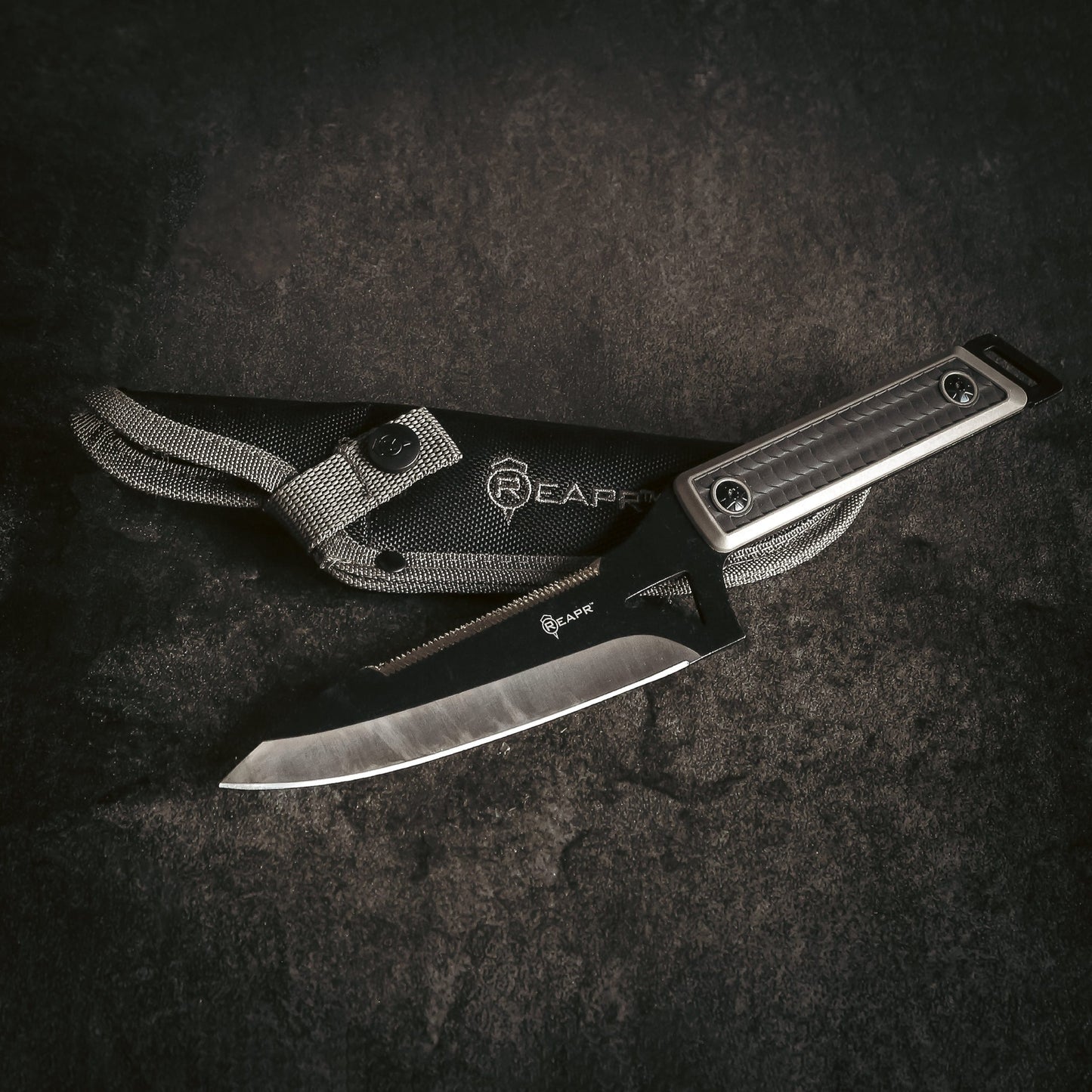 You get everything you need with the Reapr Versa Camp Knife. Born in the kitchen but raised in the wild, it’s tough, durable, and versatile. Whatever your campsite cutting needs, this knife can handle it. www.moralepatches.com.au