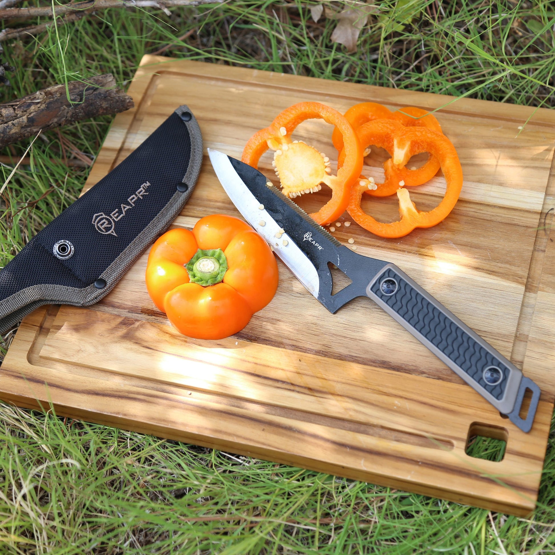 You get everything you need with the Reapr Versa Camp Knife. Born in the kitchen but raised in the wild, it’s tough, durable, and versatile. Whatever your campsite cutting needs, this knife can handle it. www.moralepatches.com.au