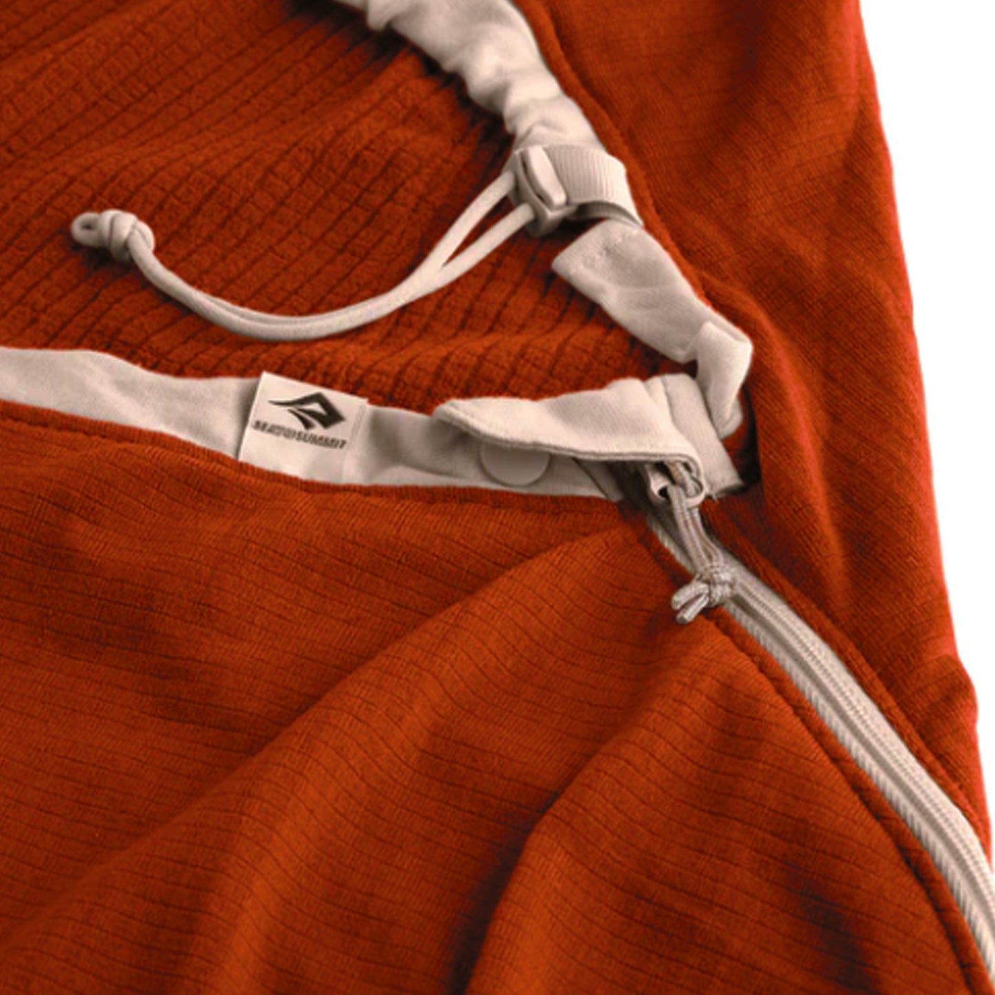 Boost your sleep system’s warmth with the Reactor Fleeceweight. Thermolite® hollow-core fibres and grid fleece trap and reflect body heat, adding up to 8°C|14°F with minimal weight. www.moralepatches.com.au