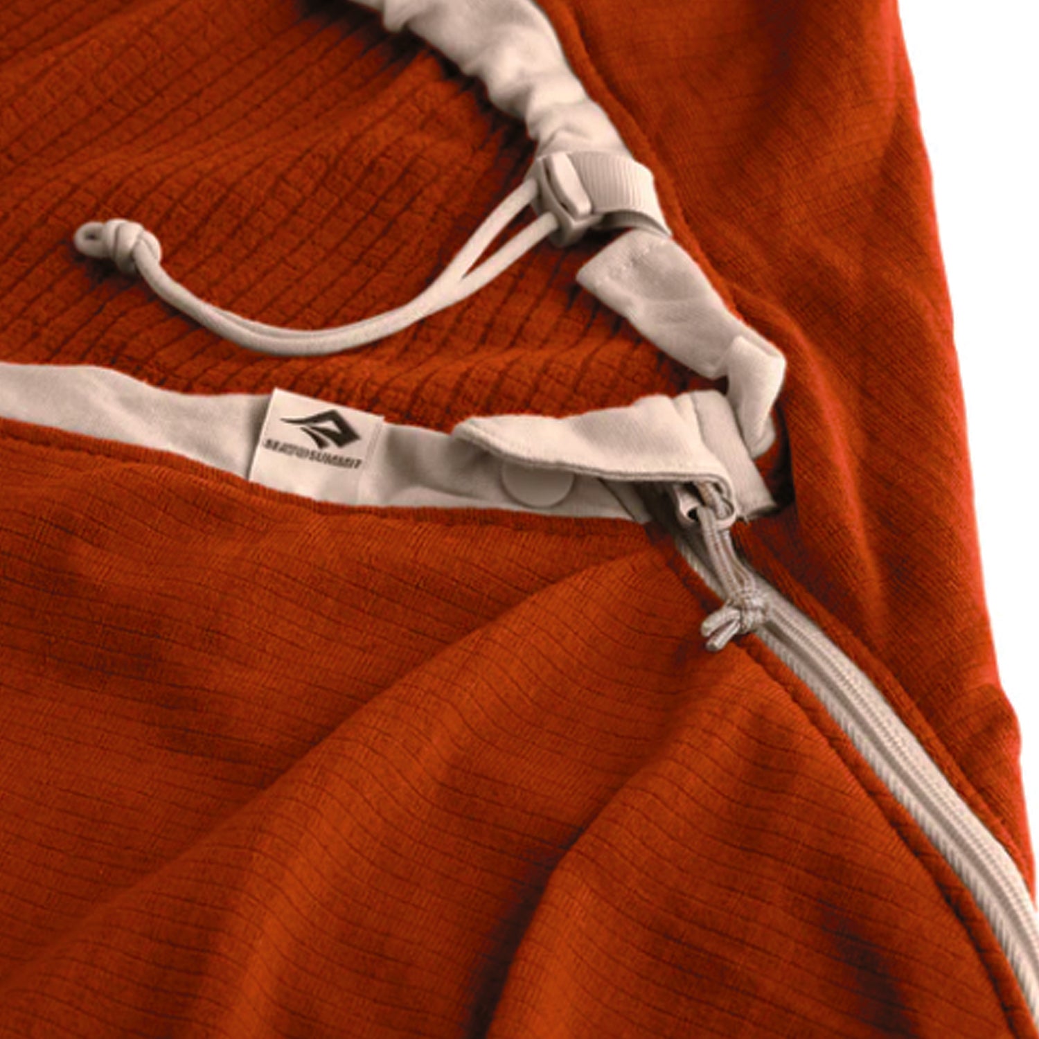 Boost your sleep system’s warmth with the Reactor Fleeceweight. Thermolite® hollow-core fibres and grid fleece trap and reflect body heat, adding up to 8°C|14°F with minimal weight. www.moralepatches.com.au