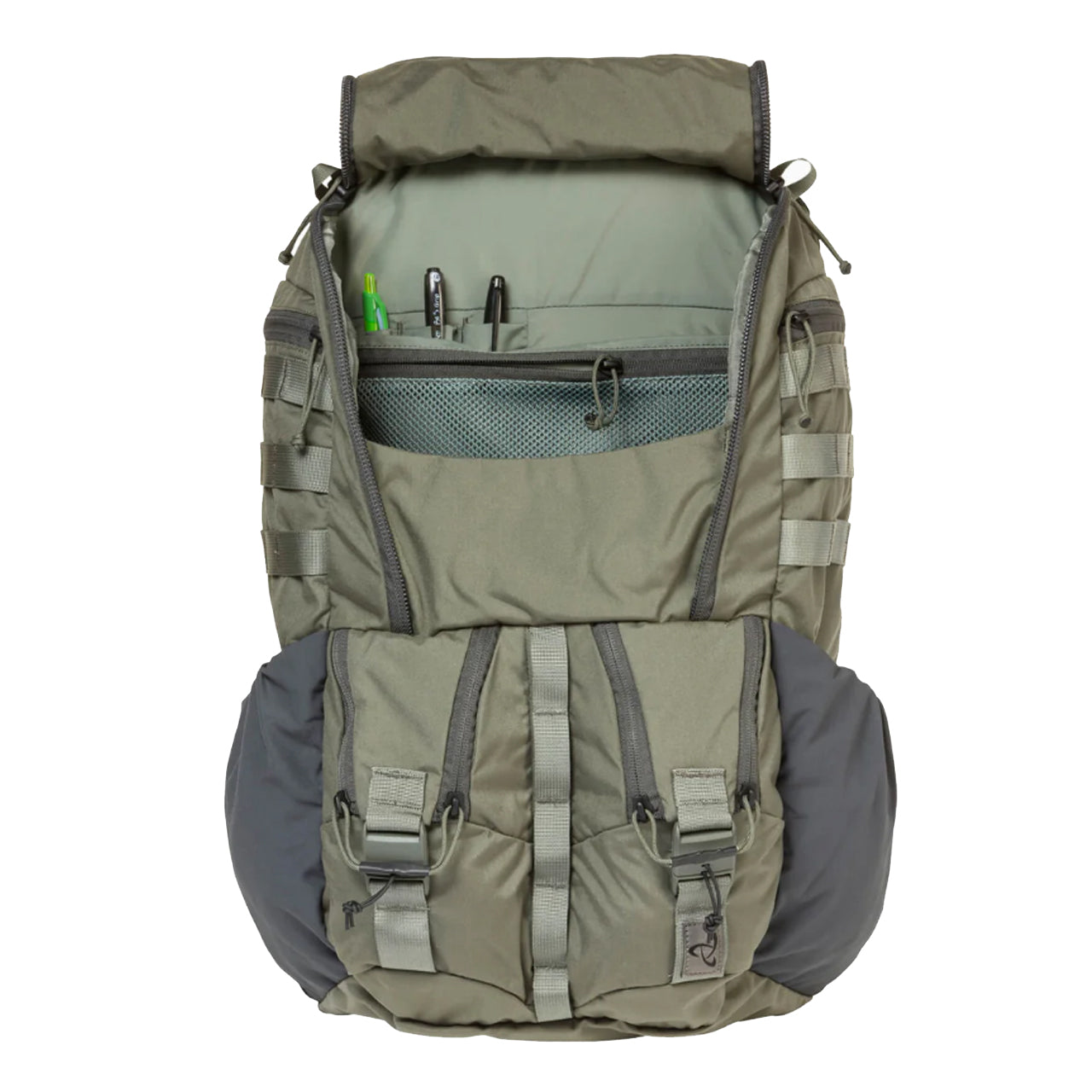 The introduction of the RIP RUCK series is the result of the success of our original Rip Ruck, which was inspired by the military ALICE ruck. The Mystery Ranch 15" Rip Ruck Backpack 32L has a military look and is full of features that work well for travel, the office and everywhere in between. www.moralepatches.com.au