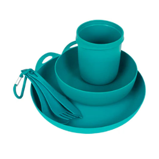 The Delta Camp Set combines all the lightweight and easy-to-clean essentials from our Delta series: a plate, bowl, mug and the 3-piece cutlery set. They come packaged in a handy gusseted mesh pouch allowing wet dishes to air dry and includes an easy-to-use drawstring closure. www.moralepatches.com.au where campers shop