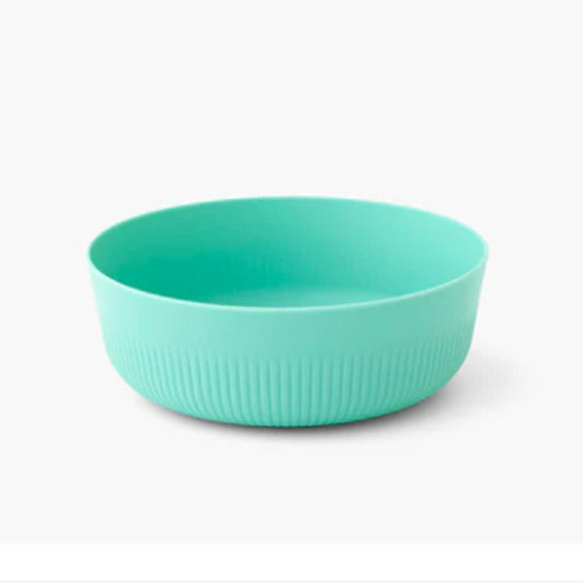 Passage bowls are simple, light and functional. Cool Grip fins allow you to hold the bowl securely, even when the contents are really hot. Steep sidewalls keep your food from spilling, and the large radius curve between sidewalls and the base matches Sea to Summit spoons perfectly. www.moralepatches.com.au
