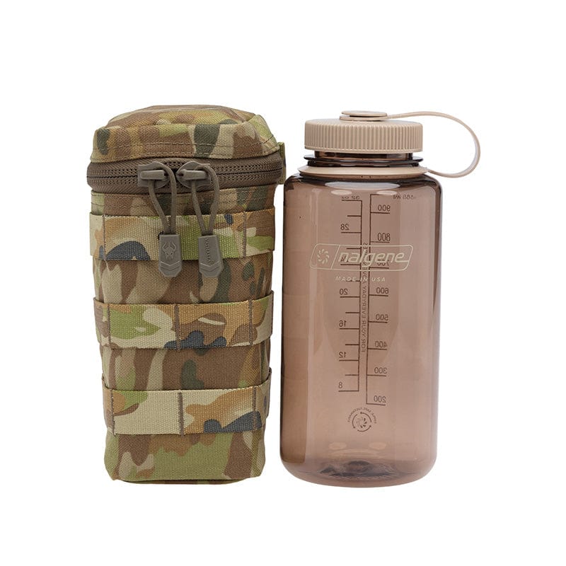 The Tactical 1 Litre Flask Pouch can accommodate the most 1 Litre flask or the Nalgene one litre wide mouth water bottle. The horizontal wrap around zip opening allows the user to easily access and stow their water bottle. www.moralepatches.com.au