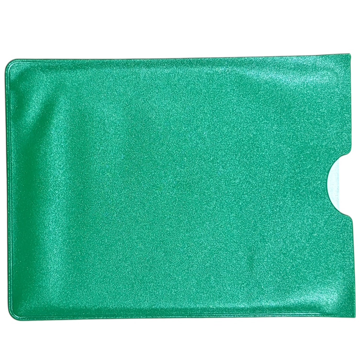 Master wilderness survival and personal grooming with this essential tactical mirror. Measuring 10.5cm x 8.6cm, it's compact enough to pack into any kit yet large enough for effective signaling in emergency situations. www.moralepatches.com.au