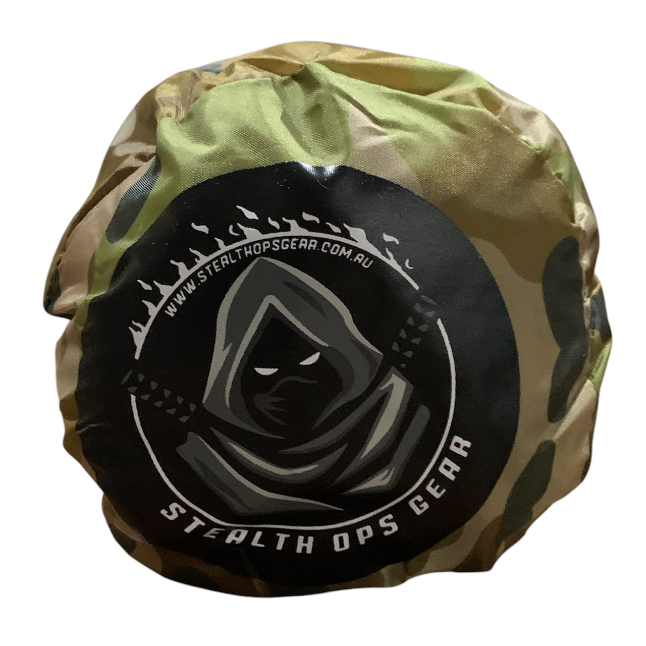 This indispensable gear is ready for any weather, perfect for piquet duty or quick shelter with its clever redesign that combines a poncho and hootchie. It's 100% waterproof and made from 210D nylon coated with polyurethane, featuring a full-size hood with a drawstring and snap closures on the sides. It also comes with a storage pouch and has dimensions of 210 x 145 cm, making it a one-size-fits-all must-have for any outdoor situation. www.moralepatches.com.au