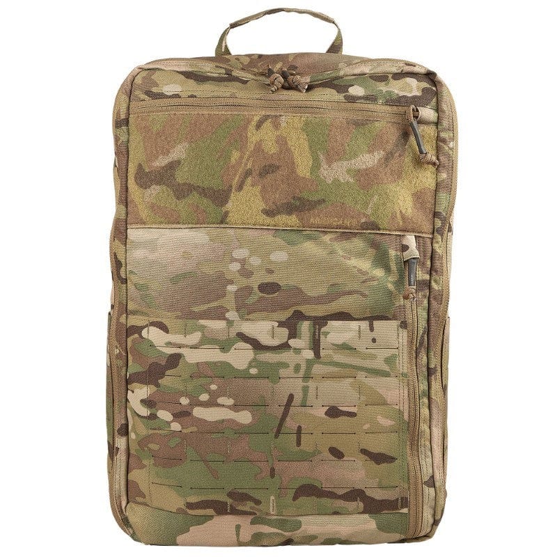 The Platatac Spur MSM 24 Day Pack is the larger of the two Spur MSM packs and boasts most of the same features as well as a larger carrying capacity. It features two zippered admin pockets on the front panel, two internal mesh zippered pockets. www.moralepatches.com.au