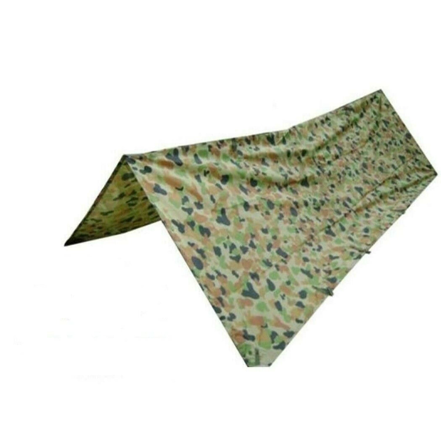 Made of 75D polyester taffeta  Water head rating 2000mm  Waterproof seams  Non-rust copper studs  Heavy duty webbing/reinforced stress points
