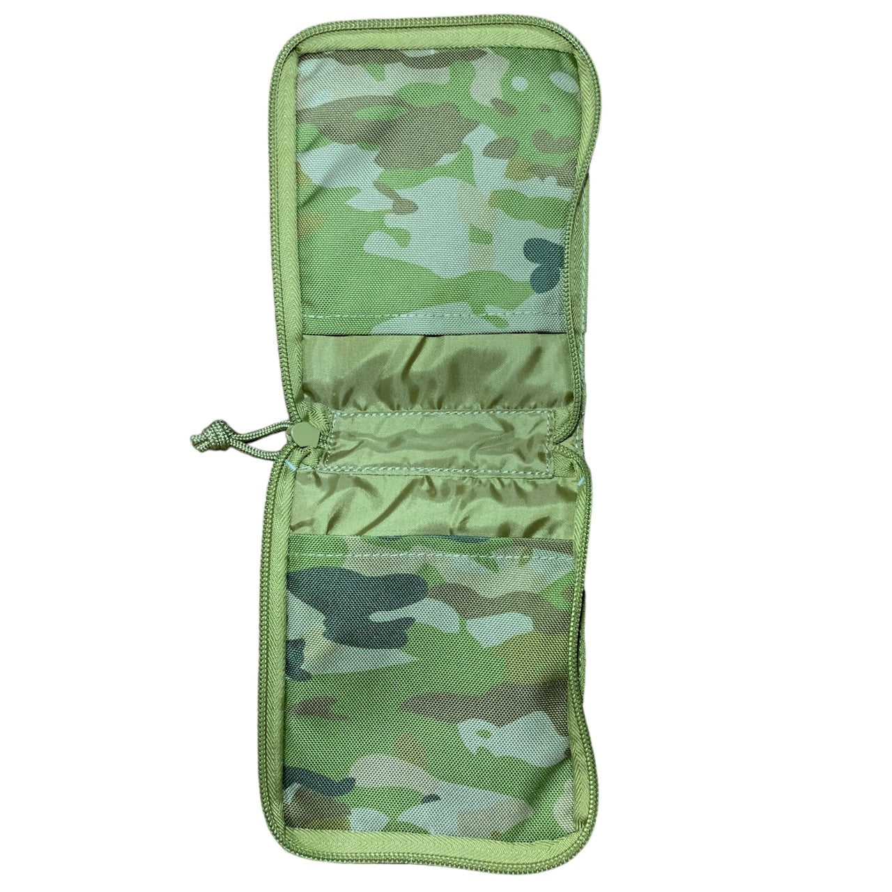 This notebook cover is a handy cover that will keep your notebook protected from the elements Ideal for storing personal information, this notebook cover is made from heavy duty 900D double coated polyurethane fabric Perfect for taking on hiking, camping, outdoor trips or for use in cadets and scouts www.moralepatches.com.au