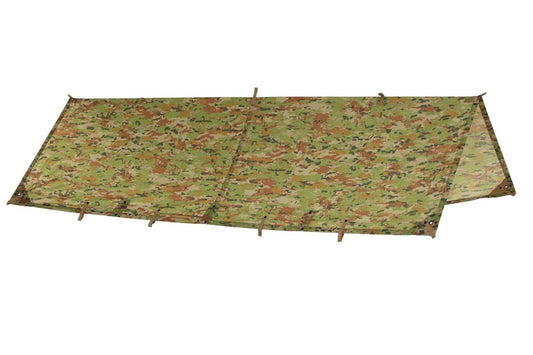 100% Waterproof 210D Nylon polyurethane coated Tie off points and eyelets on the corners, all sides and in the center  Storage pouch Snap closures on sides allow the joining of two hoochies Colour – Australian Compatible Camouflage (ACC)