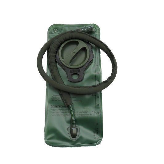 2LT EVA bladder  Wide mouth fitting  Screw in hose attachment  Neoprene hose cover  Bite valve with valve cap  Good entry level hydro bladder